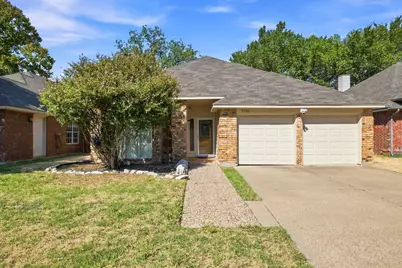 5906 Polo Club Drive, Arlington, TX 76017 - Photo 1