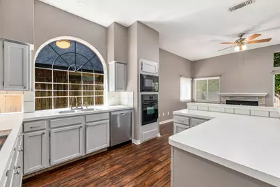 5906 Polo Club Drive, Arlington, TX 76017 - Photo 10