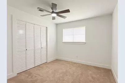 228 Hallbrook Drive, Fort Worth, TX 76134 - Photo 16