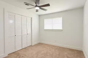 228 Hallbrook Dr, Fort Worth, TX 76134 - Photo 16