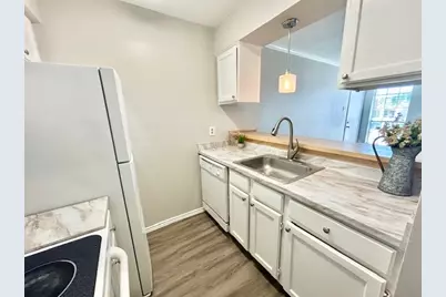 7621 McCallum Boulevard #309, Dallas, TX 75252 - Photo 6