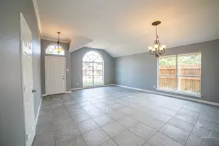 8016 Tree Leaf Ln, Fort Worth, TX 76123 - Photo 2