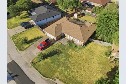 3610 Hummingbird Drive, Grand Prairie, TX 75052 - Photo 28