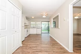 4906 Stagecoach Ln, Garland, TX 75043 - Photo 6