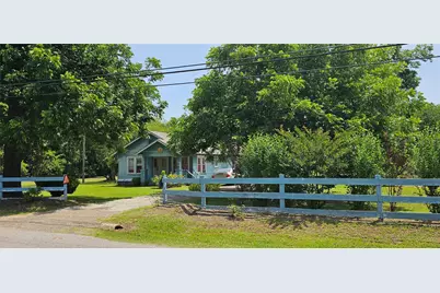 812 N Waldrip Street, Grand Saline, TX 75140 - Photo 2