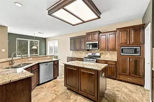1204 Crestview Dr, Bedford, TX 76021 - Photo 10