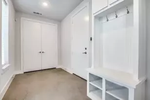 4427 Viburnum, Dallas, TX 75204 - Photo 2