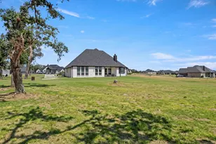 149 Clayton Xing, Springtown, TX 76082 - Photo 34