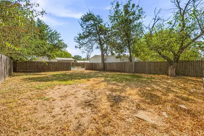 1397 N Estes Street, Stephenville, TX 76401 - Photo 20