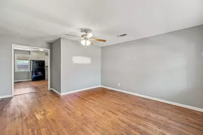 1397 N Estes Street, Stephenville, TX 76401 - Photo 4