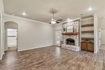 603 Oaklawn Drive, River Oaks, TX 76114 - Photo 6