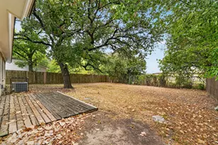 4425 Central Ln, Balch Springs, TX 75180 - Photo 12