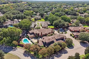 6615 Water Wood Cir, Benbrook, TX 76132 - Photo 32