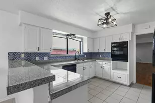 3924 Morman Ln, Addison, TX 75001 - Photo 10
