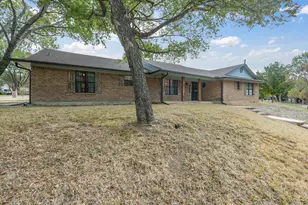 75 Delmore Dr, Hillsboro, TX 76645 - Photo 1