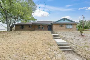 75 Delmore Dr, Hillsboro, TX 76645 - Photo 4