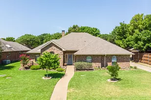 3305 Eisenhower Ln, Plano, TX 75023 - Photo 2