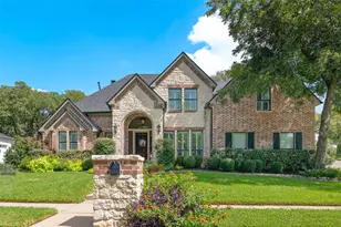 1601 Minnie Ln, Bedford, TX 76022 - Photo 1