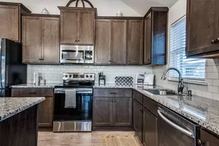 112 Ken's Ct, Pilot Point, TX 76258 - Photo 10