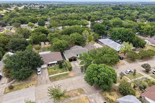 926 SE 3rd St, Grand Prairie, TX 75051 - Photo 20