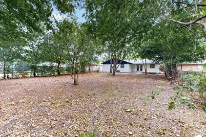 926 SE 3rd Street, Grand Prairie, TX 75051 - Photo 18