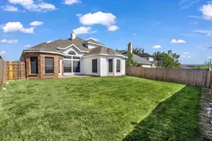 11208 Whispering Brook Ln, Fort Worth, TX 76140 - Photo 32