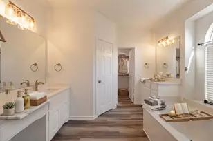 11208 Whispering Brook Ln, Fort Worth, TX 76140 - Photo 22