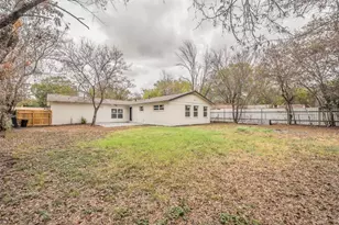 5012 Roxie St, Haltom City, TX 76117 - Photo 34