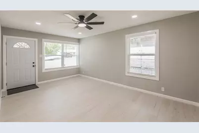 5012 Roxie Street, Haltom City, TX 76117 - Photo 6