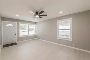 5012 Roxie St, Haltom City, TX 76117 - Photo 6