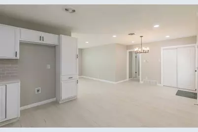5012 Roxie Street, Haltom City, TX 76117 - Photo 14