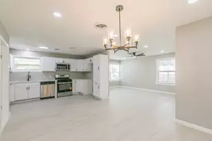 5012 Roxie St, Haltom City, TX 76117 - Photo 10