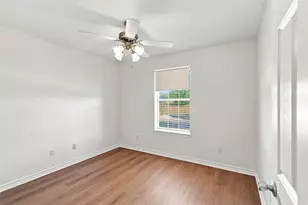 6922 Sayle St, Greenville, TX 75402 - Photo 20