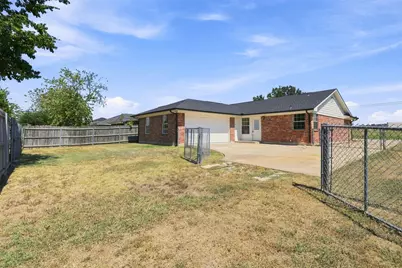 6922 Sayle Street, Greenville, TX 75402 - Photo 26