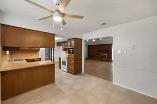 729 NW Charlyne Dr, Burleson, TX 76028 - Photo 18