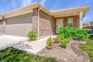 1136 Aragon Trl, Mesquite, TX 75149 - Photo 1