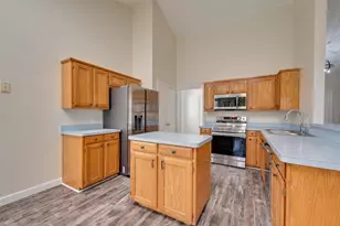 2126 Millwood Dr, Corinth, TX 76210 - Photo 8