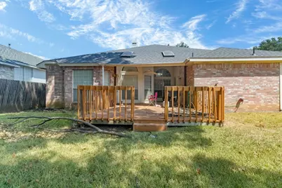 926 Wintercrest Court, Arlington, TX 76017 - Photo 32