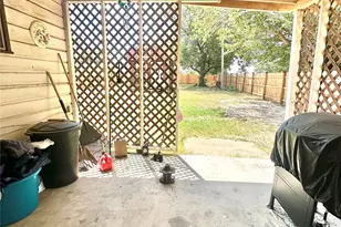 1133 W Parsonage St, Winters, TX 79567 - Photo 20