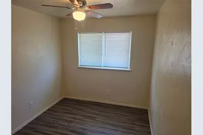 2605 Arlington Lane, Lancaster, TX 75134 - Photo 6