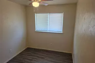 2605 Arlington Ln, Lancaster, TX 75134 - Photo 6