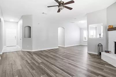 1105 Doreen Street, White Settlement, TX 76108 - Photo 4