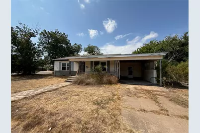 1305 W 11th Street, McGregor, TX 76657 - Photo 2
