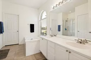 10236 Sourwood Dr, Fort Worth, TX 76244 - Photo 16
