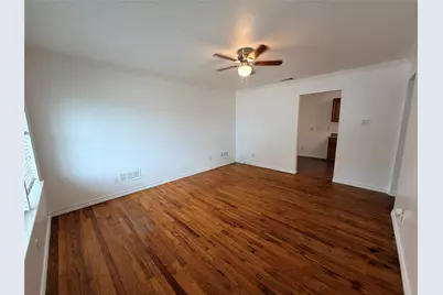 1013 W Tucker Boulevard, Arlington, TX 76013 - Photo 2