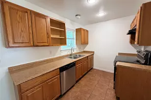 1013 W Tucker Blvd, Arlington, TX 76013 - Photo 8