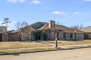3305 Hilltop Ln, Plano, TX 75023 - Photo 2
