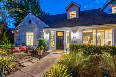 312 Canyon Valley Drive, Richardson, TX 75080 - Photo 2