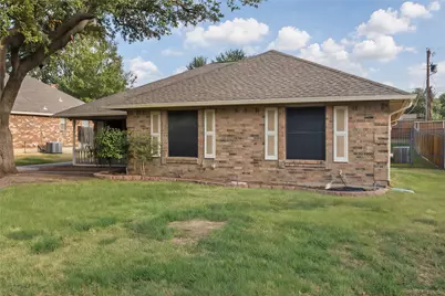 7813 Redwood Court, North Richland Hills, TX 76182 - Photo 2