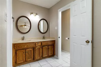 7813 Redwood Court, North Richland Hills, TX 76182 - Photo 24